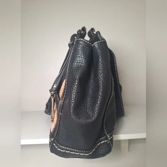 b.o.c. Black and Tan Shoulder Bag with Woven Design - Picture 4 of 10